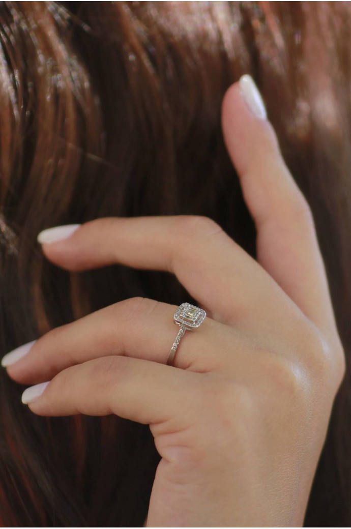 Baget Pırlanta Yüzük 0,19 Karat 