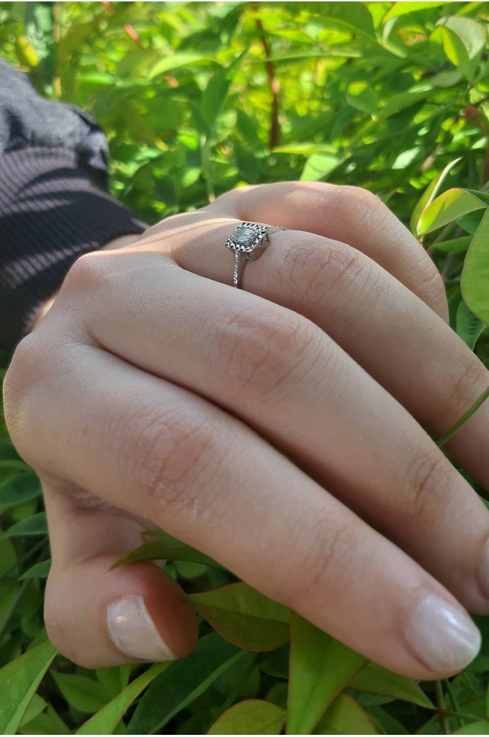 Baget Pırlanta Yüzük 0,05 Karat 