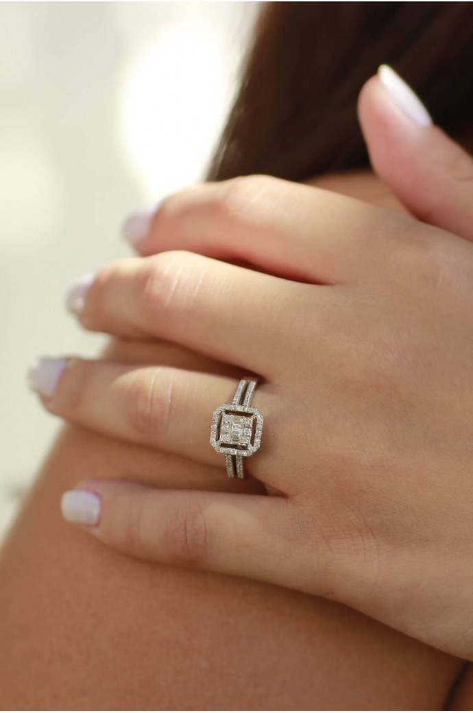 Baget Pırlanta Yüzük 0,31 Karat 