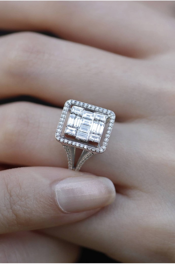 Baget Pırlanta Yüzük 0,66 Karat 