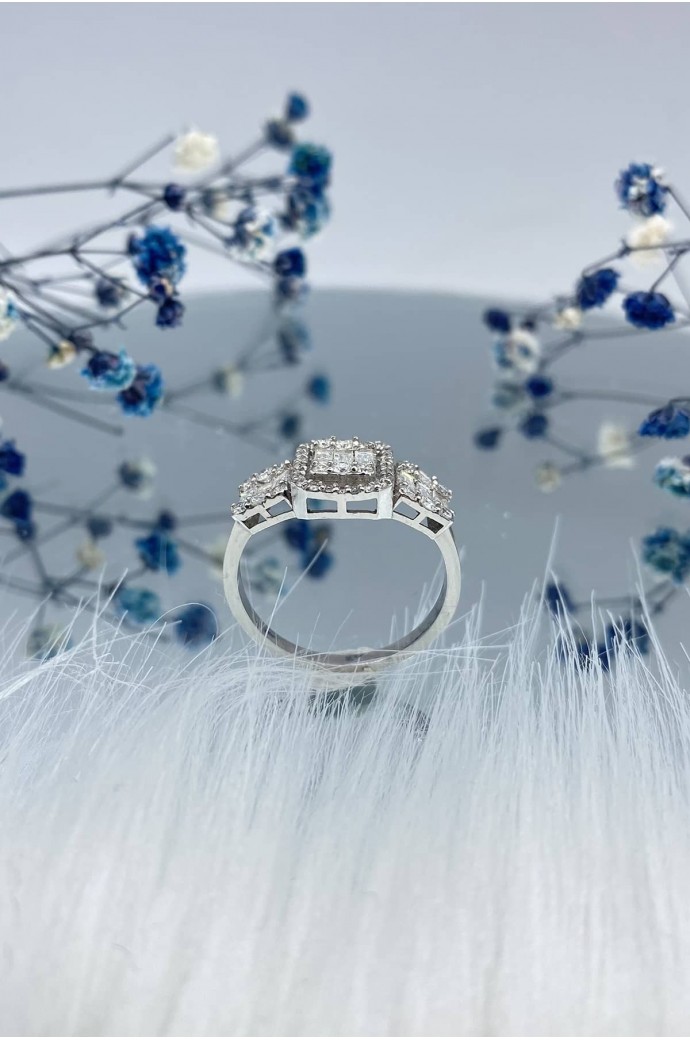 Baget Pırlanta Yüzük 0,79 Karat 