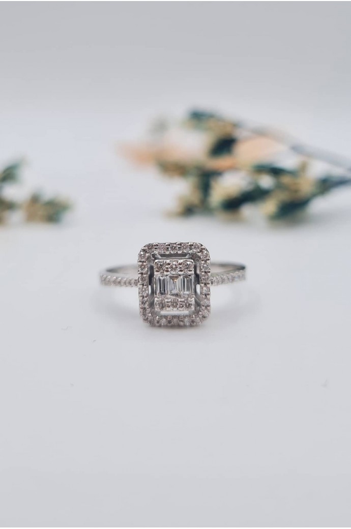 Baget Pırlanta Yüzük 0,32 Karat 