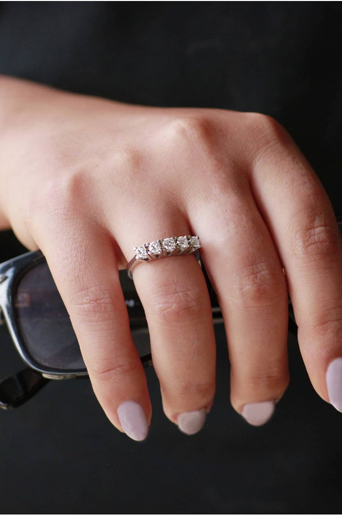 Beştaş Pırlanta Yüzük 0,50 Karat