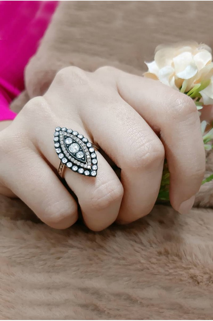 Elmas Mekik Yüzük 0,75  Karat