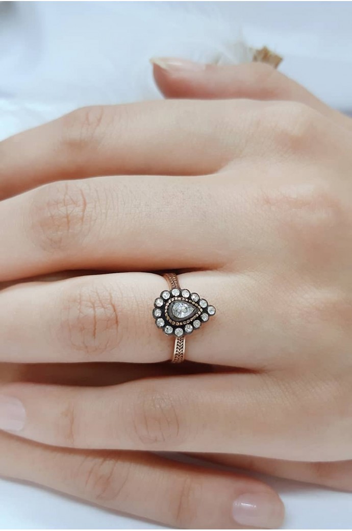 Elmas Gül Damla Yüzük 0,27 Karat