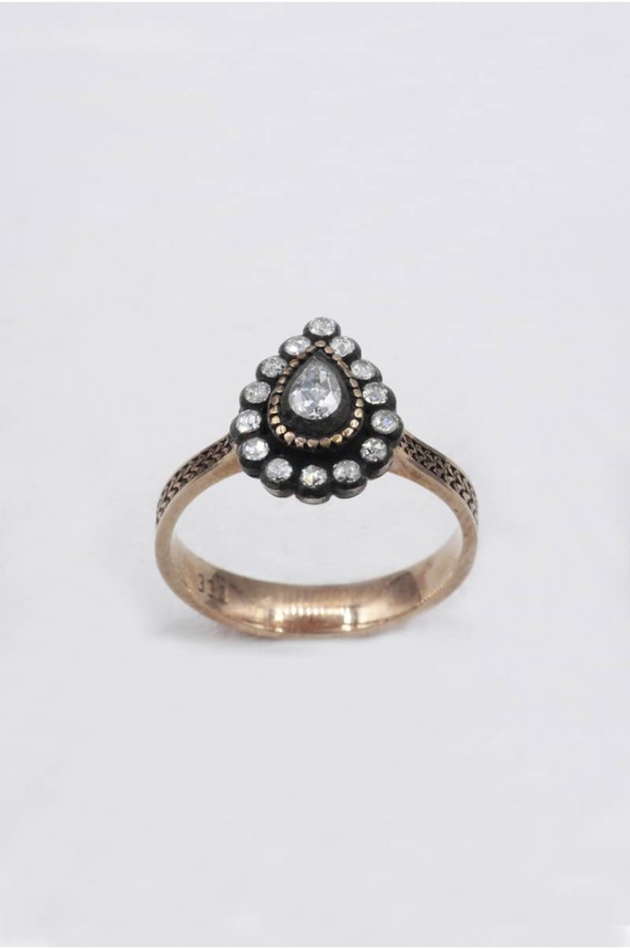 Elmas Gül Damla Yüzük 0,27 Karat