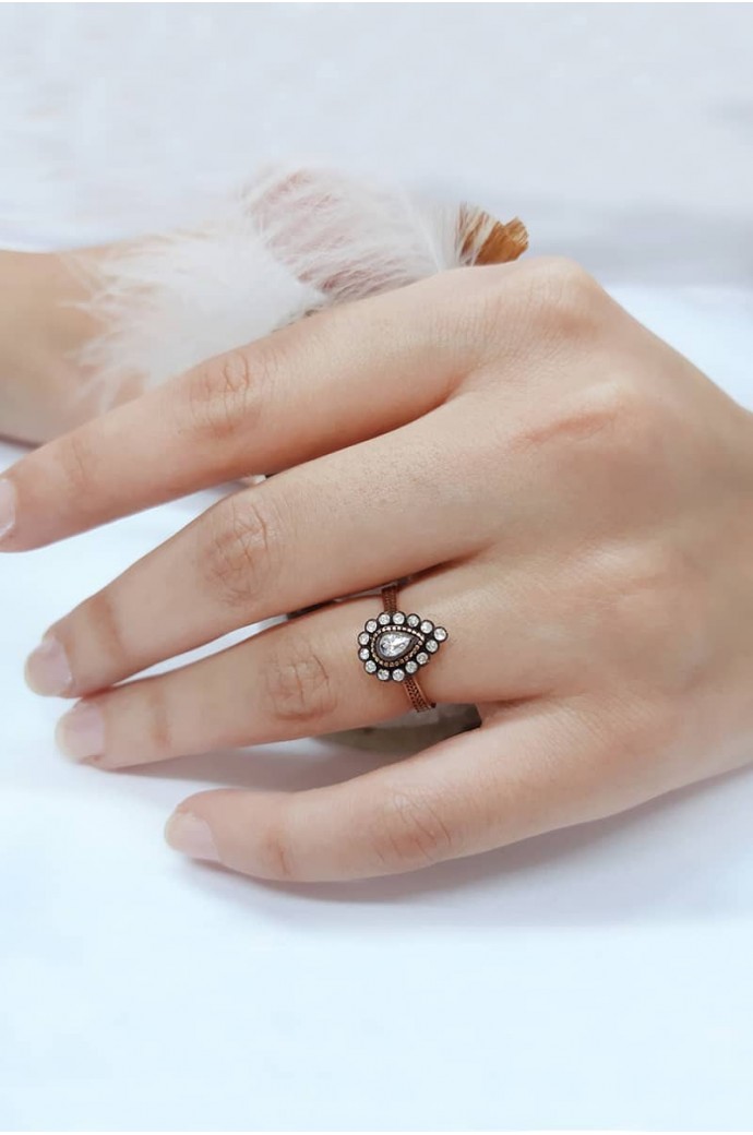 Elmas Gül Damla Yüzük 0,27 Karat