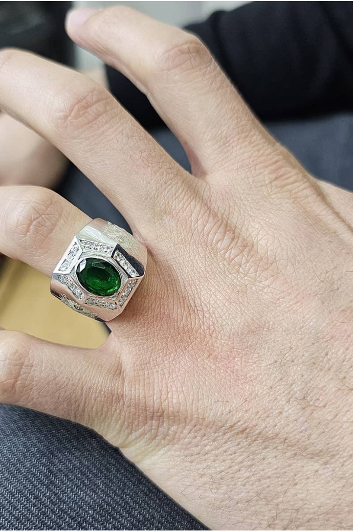 Erkek Zümrütlü Pırlantalı Yüzük 3,20 Karat