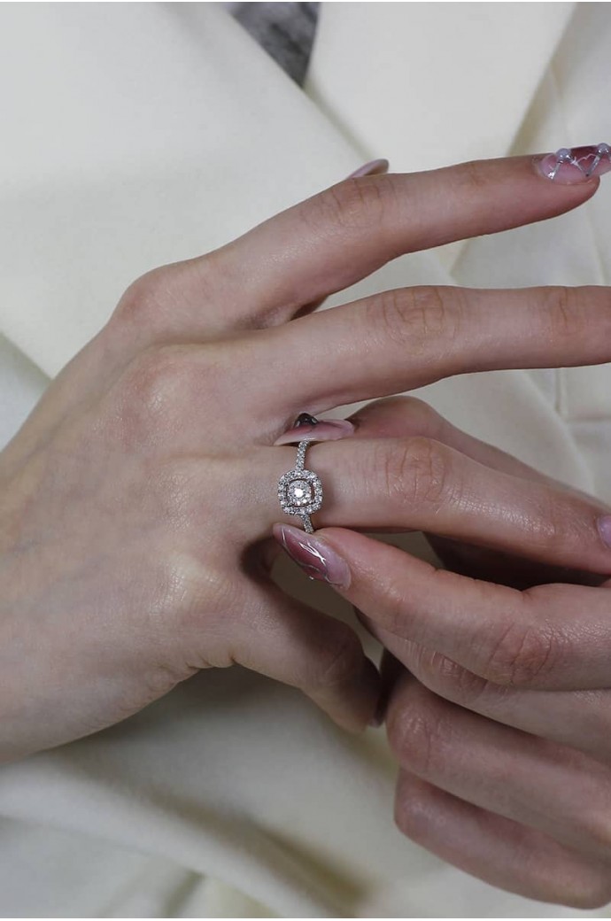 Fantazi Pırlanta Yüzük 0,37 Karat