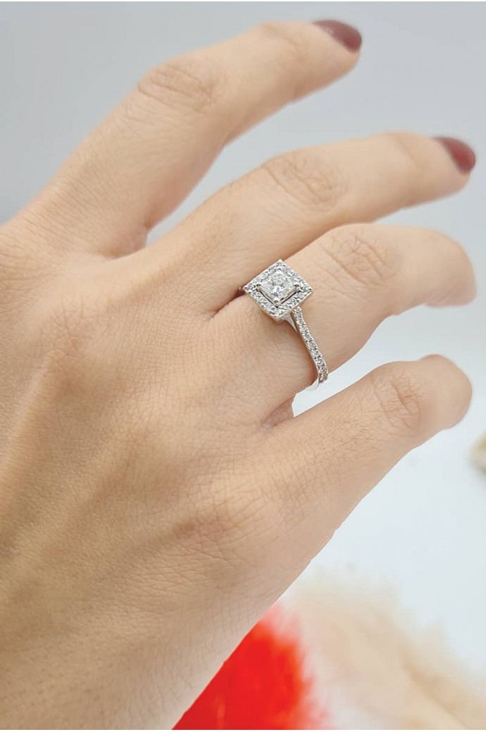 Tektaş Pırlanta Yüzük Prenses Kesim 0,65 Karat