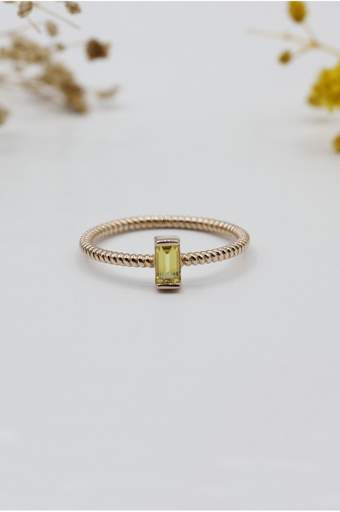 Günlük Minimal Safirli Yüzük 0,27 Karat 