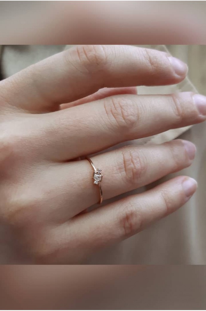 Günlük Minimal Baget Pırlantalı Yüzük 0,08 Karat 