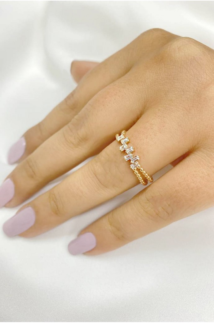 Günlük Minimal Baget Pırlantalı Yüzük 0,24 Karat 