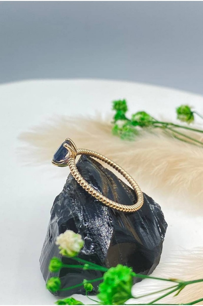 Günlük Minimal Safirli Yüzük 0,61 Karat 