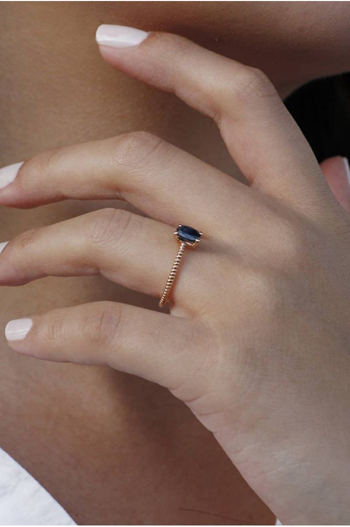 Günlük Minimal Safirli Yüzük 0,61 Karat 