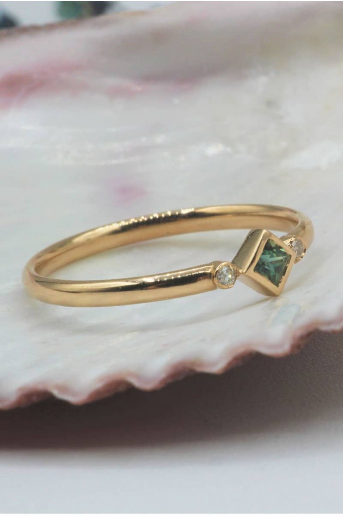 Günlük Minimal Safirli Yüzük 0,03 Karat 