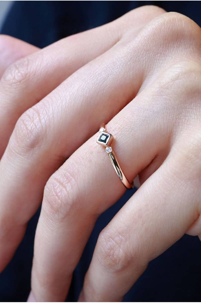 Günlük Minimal Safirli Yüzük 0,03 Karat 