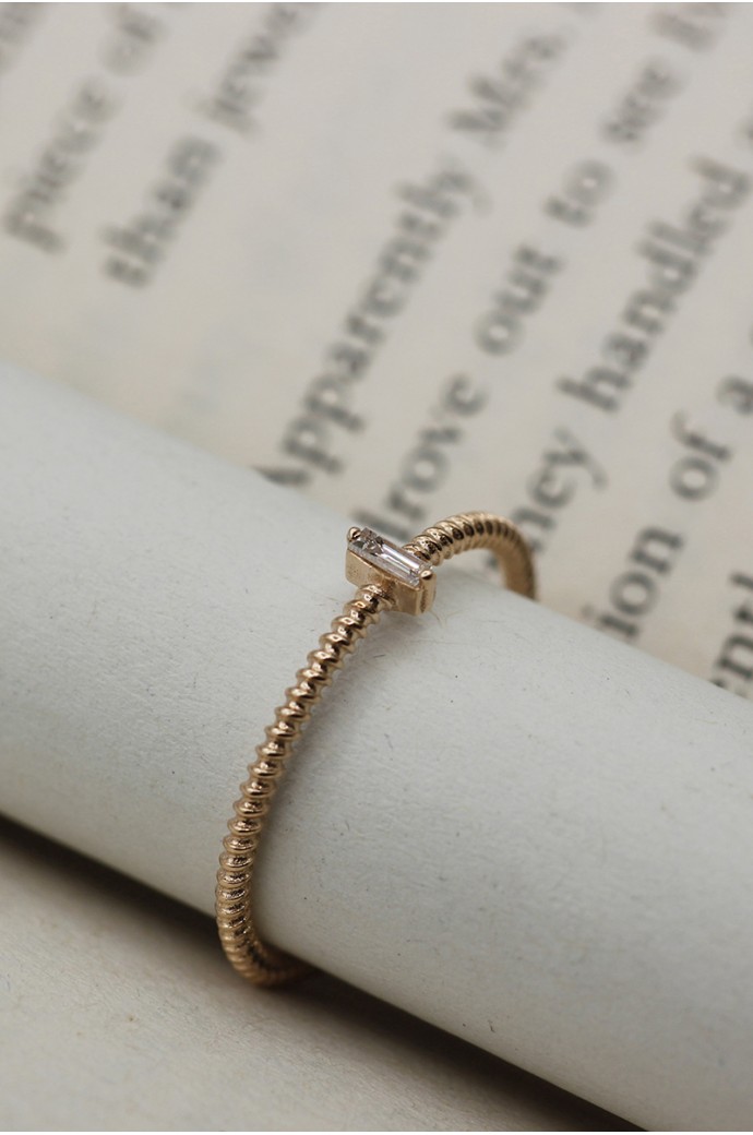 Günlük Minimal Pırlantalı Baget Yüzük 0,02 Karat 