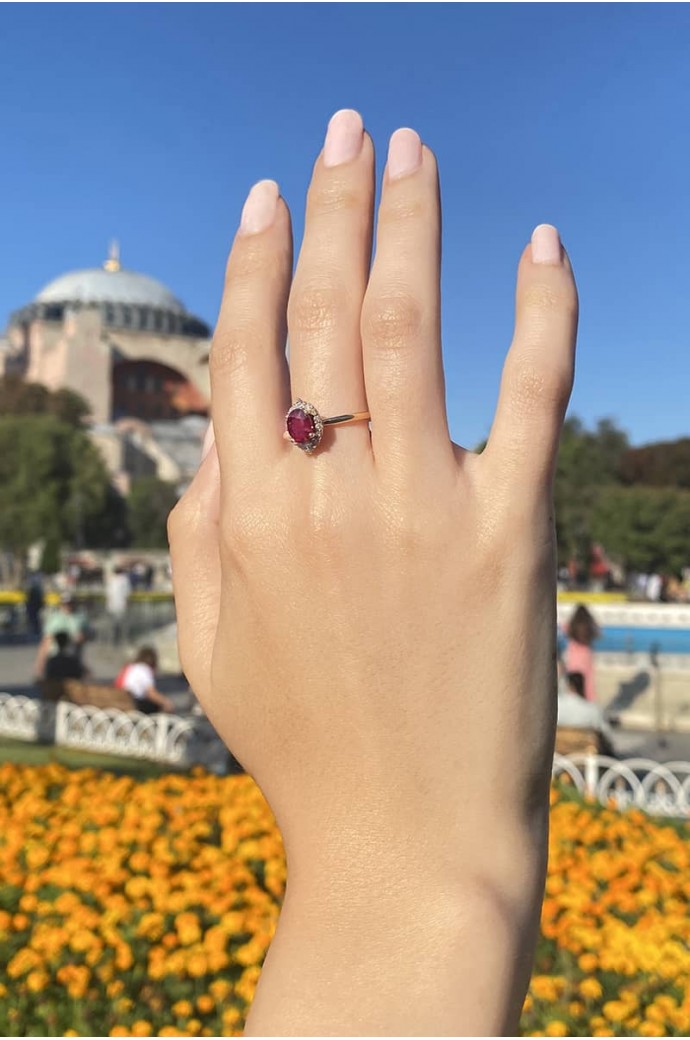 Günlük Minimal Yakutlu Pırlantalı  Yüzük 1,69 Karat 