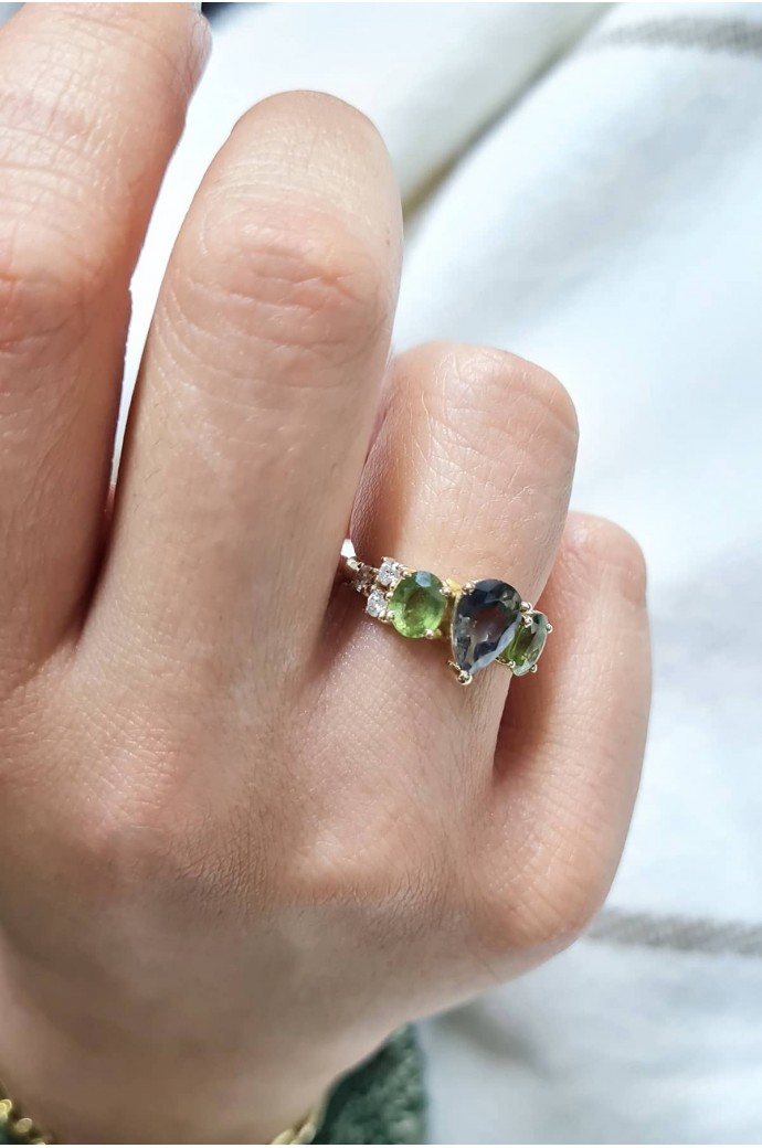 Safirli Pırlantalı Damla Yüzük 3,10 Karat