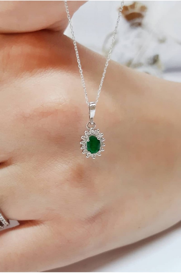 Yeşil Kuvars Taşlı Pırlantalı Kolye 0,76 Karat