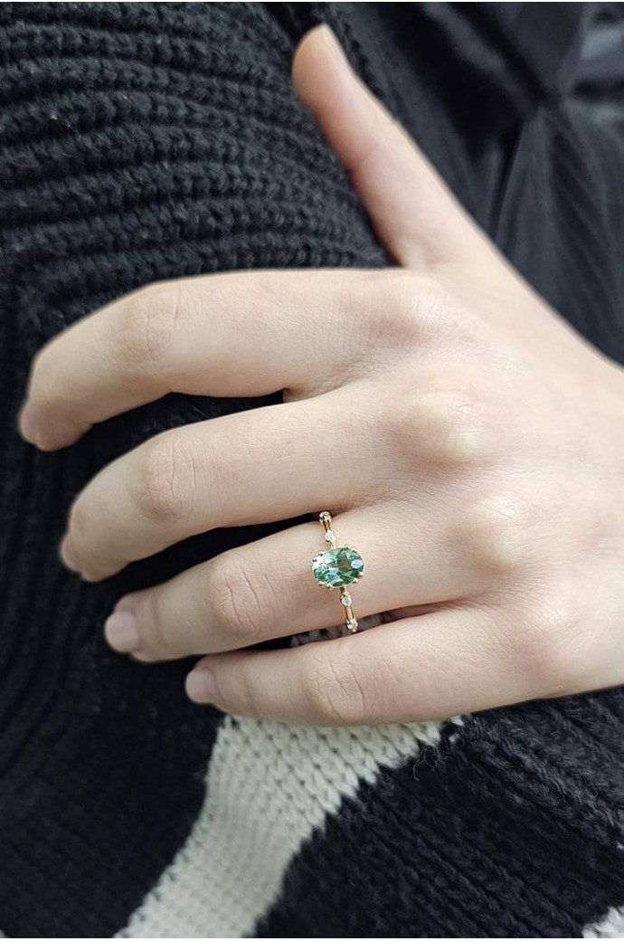 Yeşil Taşlı Pırlantalı Yüzük 1,20 Karat