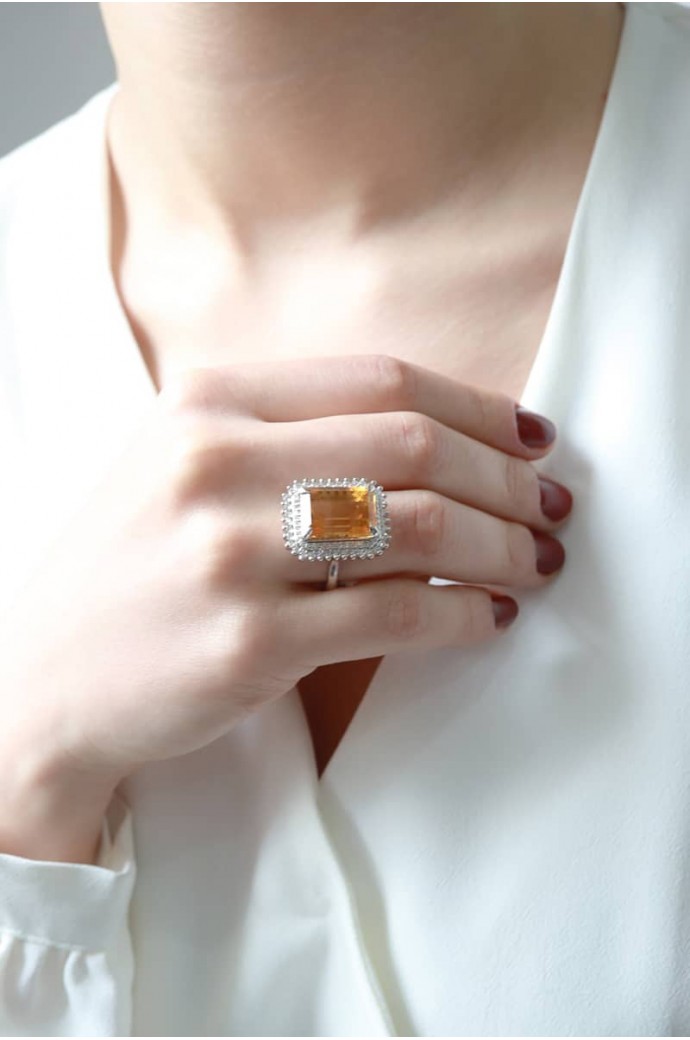 Sitrin Taşlı Pırlantalı Yüzük 7,64 Karat 