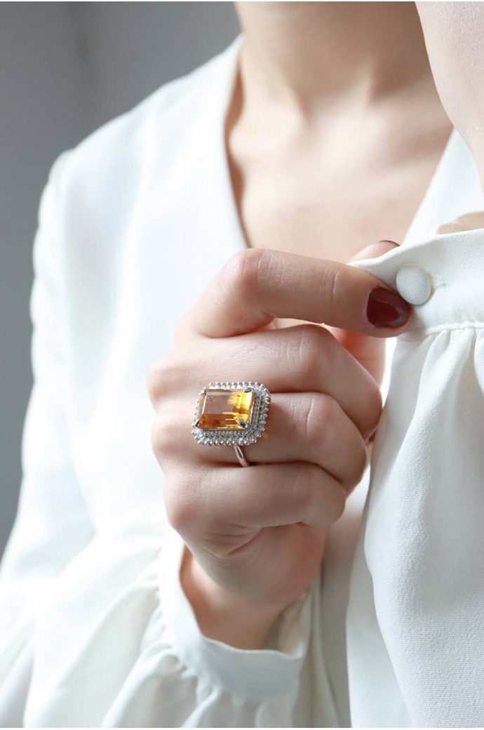 Sitrin Taşlı Pırlantalı Yüzük 7,64 Karat 