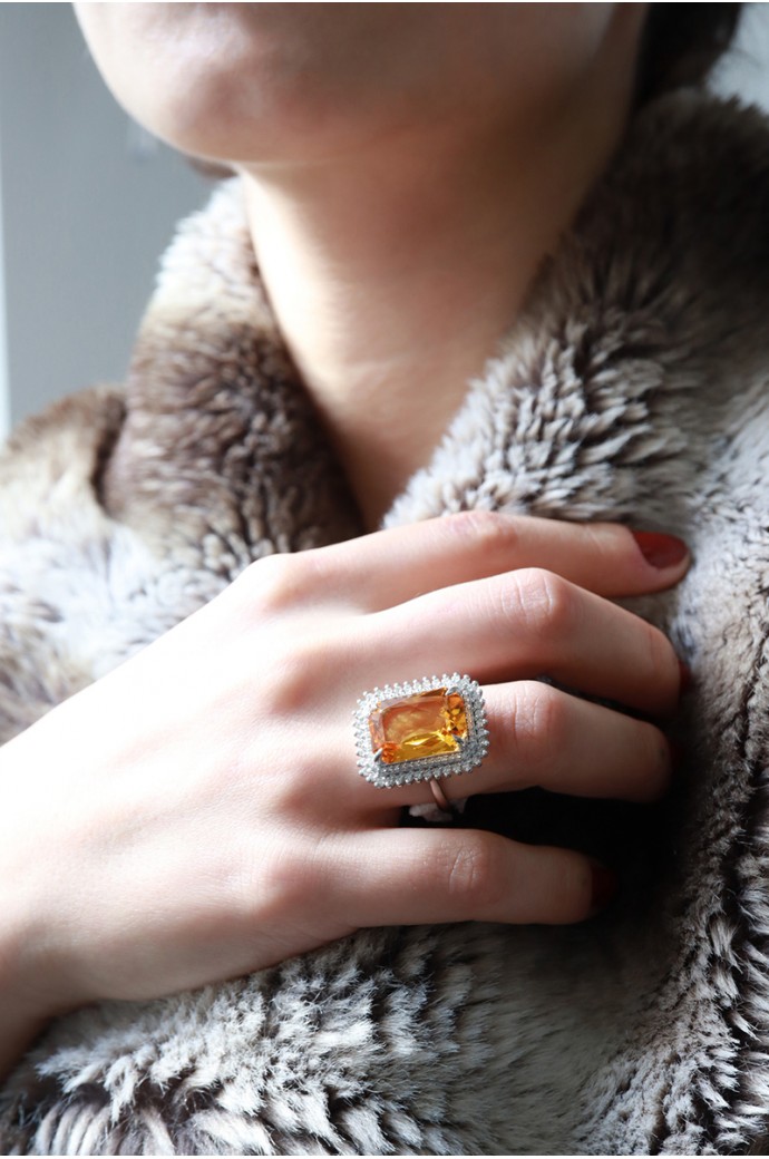 Sitrin Taşlı Pırlantalı Yüzük 10,43 Karat 