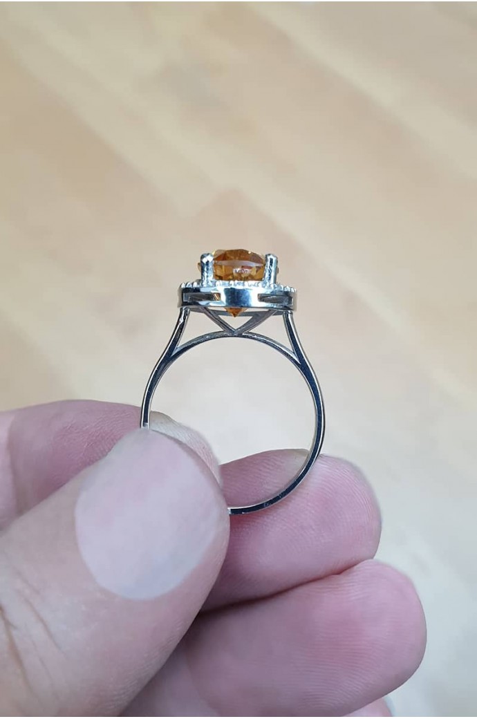 Sitrin Taşlı Pırlantalı Yüzük 7,57 Karat 