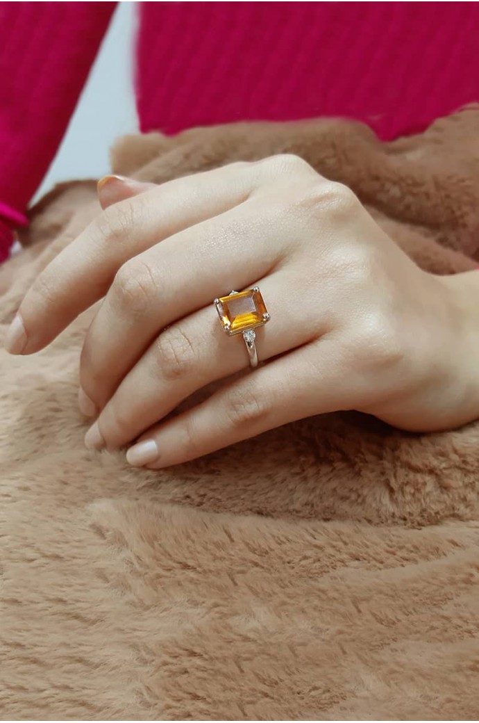 Sitrin Taşlı Pırlantalı Yüzük 6,89 Karat 