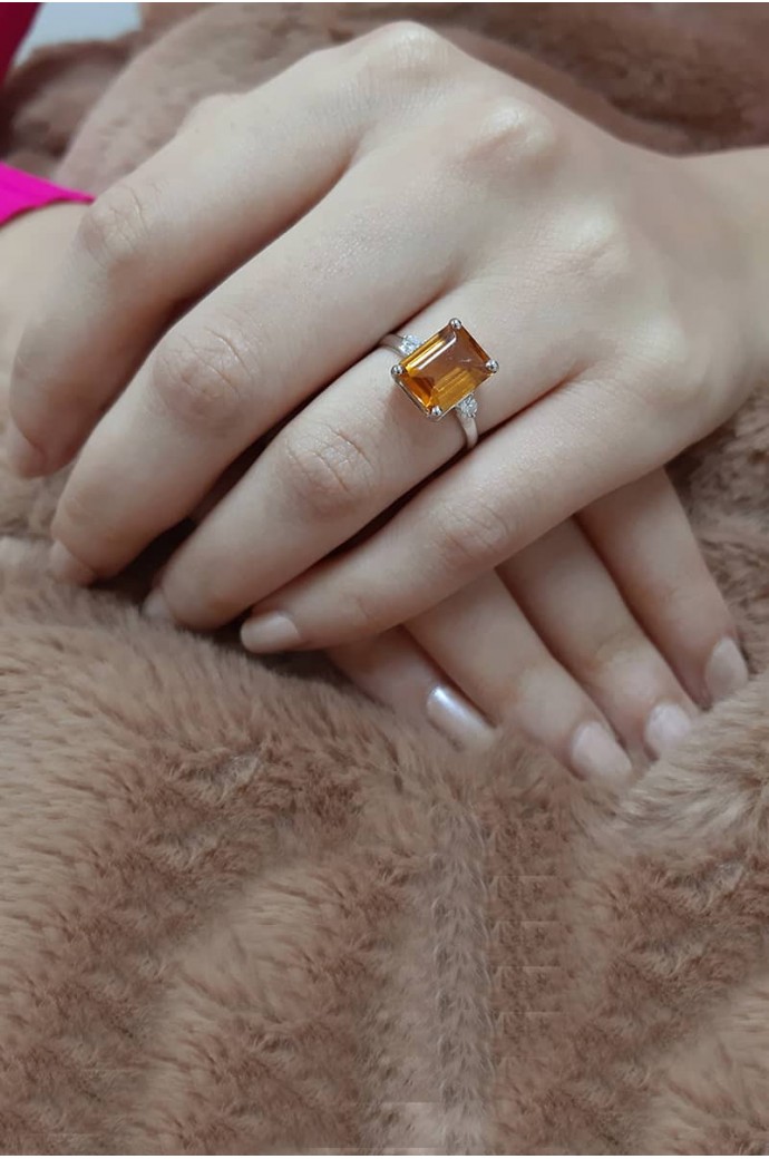 Sitrin Taşlı Pırlantalı Yüzük 6,89 Karat 