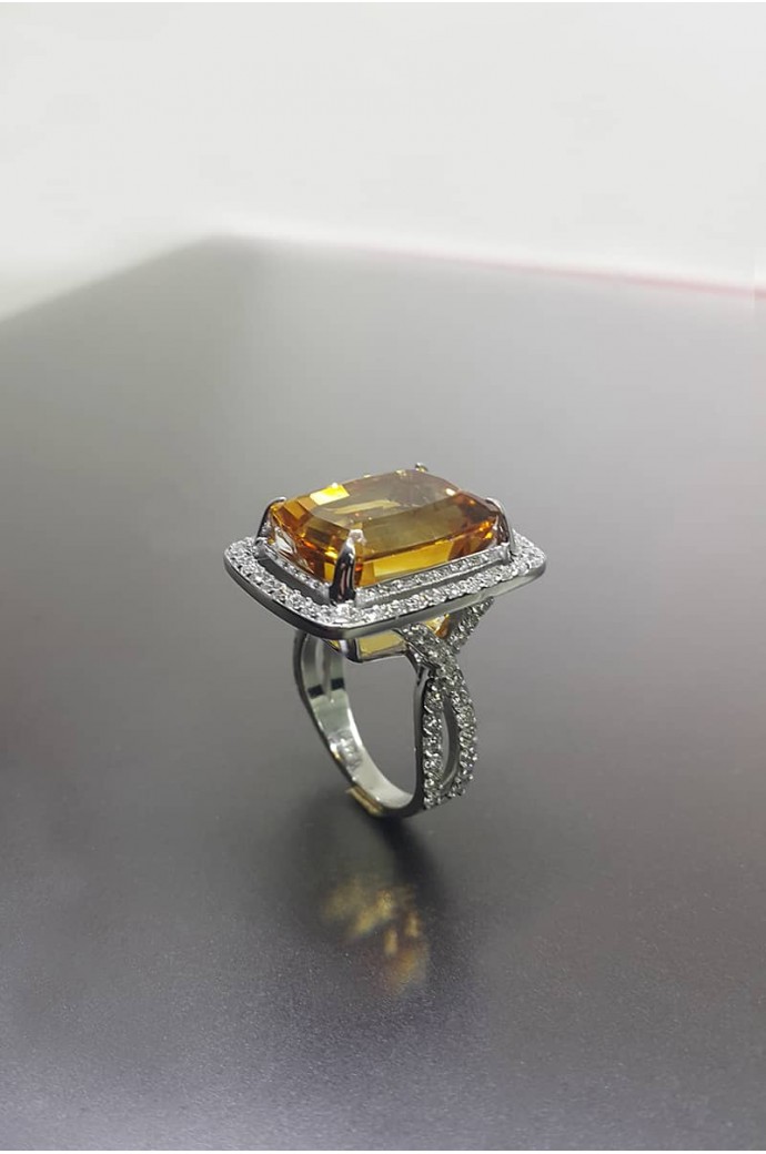 Sitrin Taşlı Pırlantalı Yüzük 7,63 Karat 