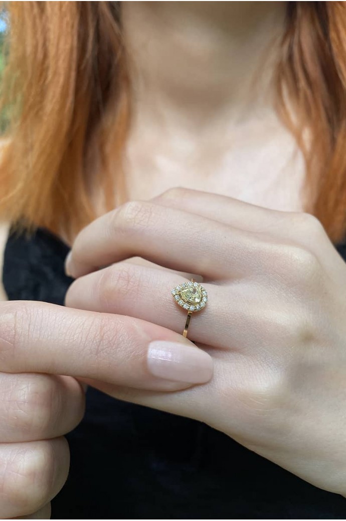 Tektaş Pırlanta Yüzük 0,40 Karat Damla Kesim Rose Altın
