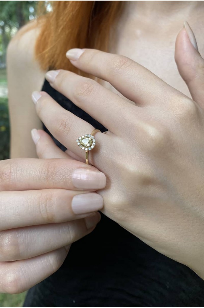 Tektaş Pırlanta Yüzük 0,40 Karat Damla Kesim Rose Altın