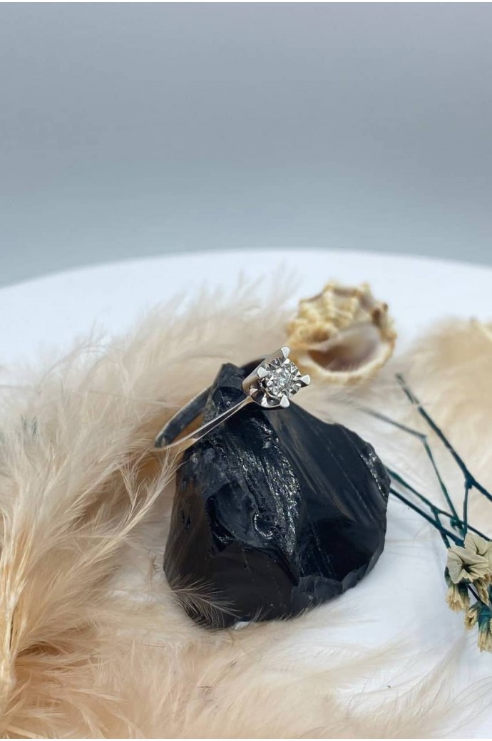 Tektaş Pırlanta Yüzük 0,06 Karat Efektli