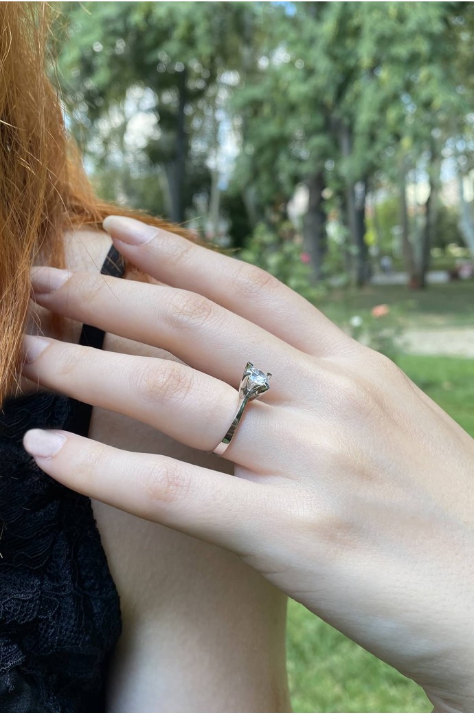 Tektaş Pırlanta Yüzük 0,29 Karat 