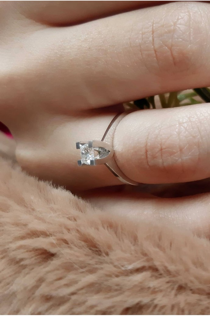 Tektaş Pırlanta Yüzük 0,30 Karat 