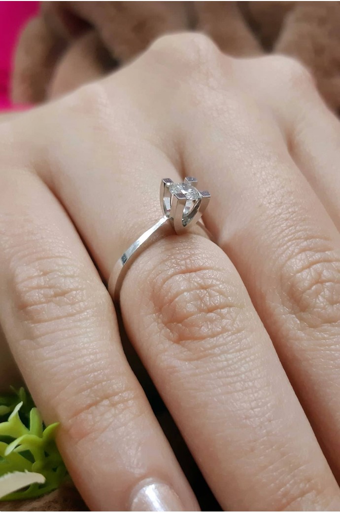 Tektaş Pırlanta Yüzük 0,30 Karat 