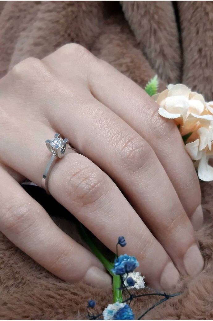 Tektaş Pırlanta Yüzük 0,30 Karat 