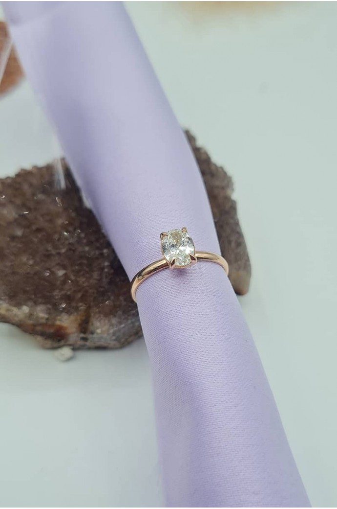 Tektaş Pırlanta Yüzük Oval Kesim 1,00 Karat 