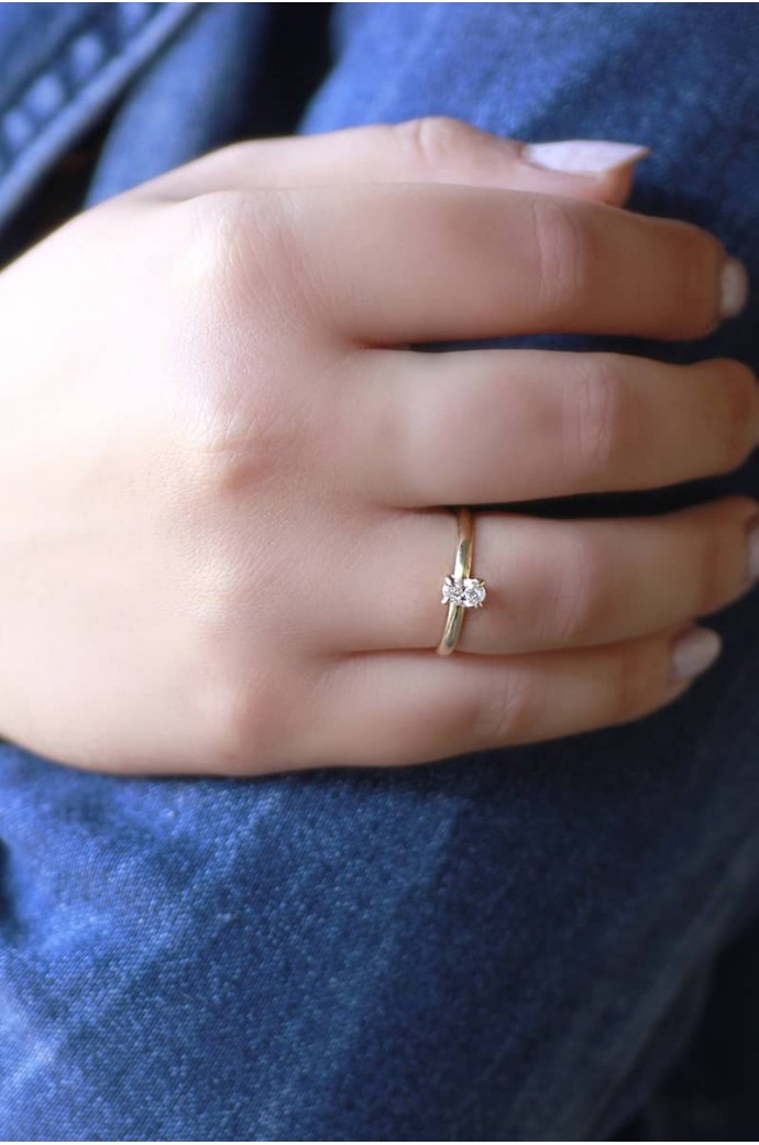 Tektaş Pırlanta Yüzük Oval Kesim 0,30 Karat 