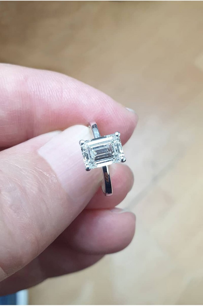 Tektaş Pırlanta Yüzük Zümrüt Kesim 1,50 Karat 