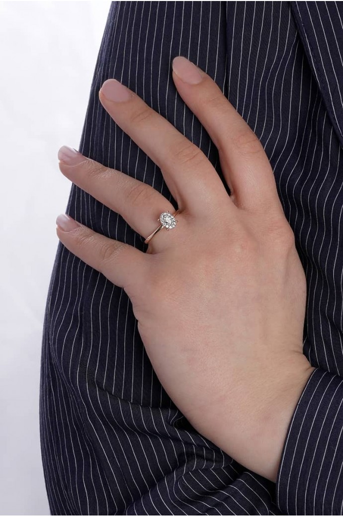 Tektaş Pırlanta Yüzük 0,30 Karat Oval Kesim