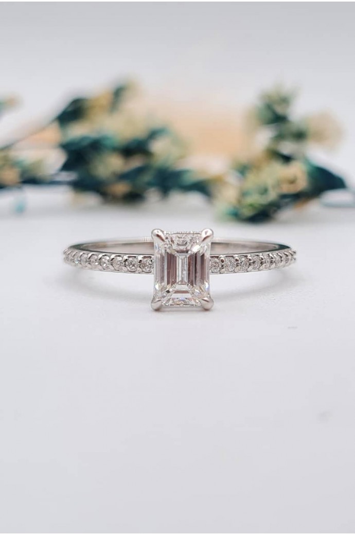 Tektaş Pırlanta Yüzük Zümrüt Kesim 0,57 Karat 