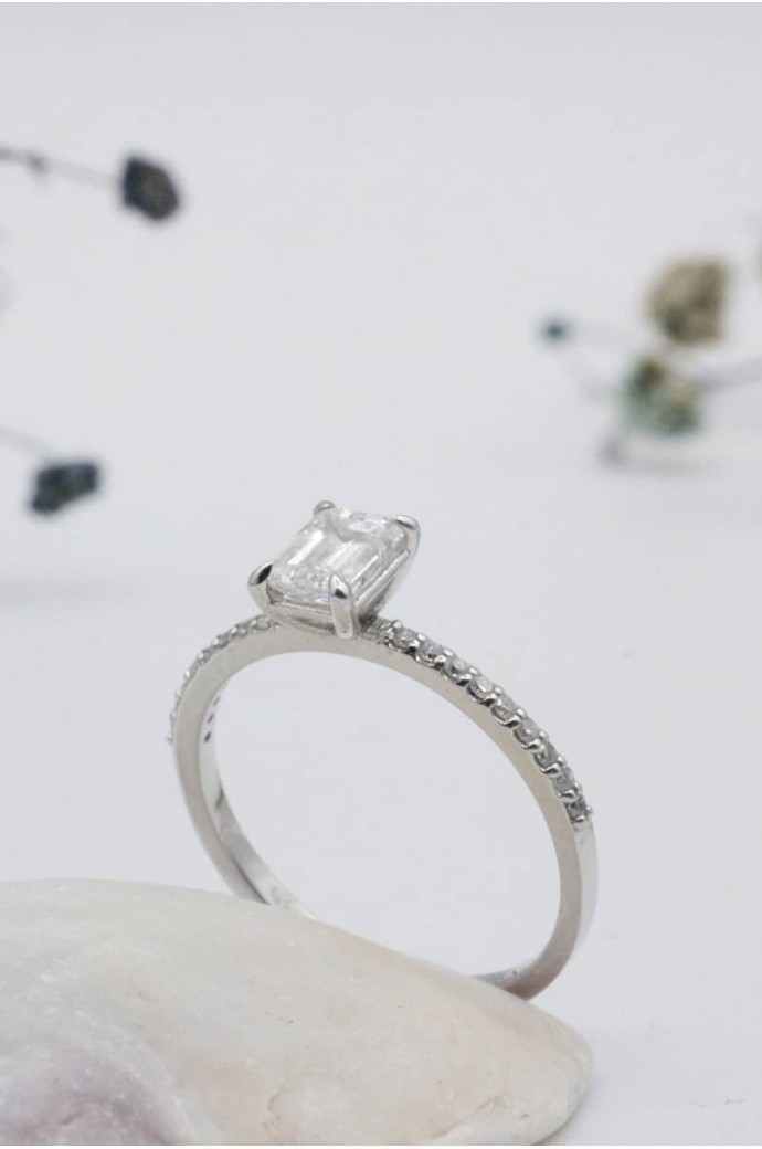 Tektaş Pırlanta Yüzük Zümrüt Kesim 0,57 Karat 