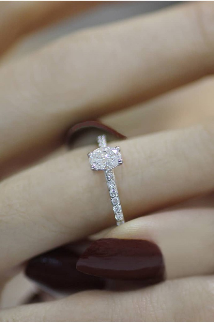 Tektaş Pırlanta Yüzük 0,55 Karat Oval Kesim