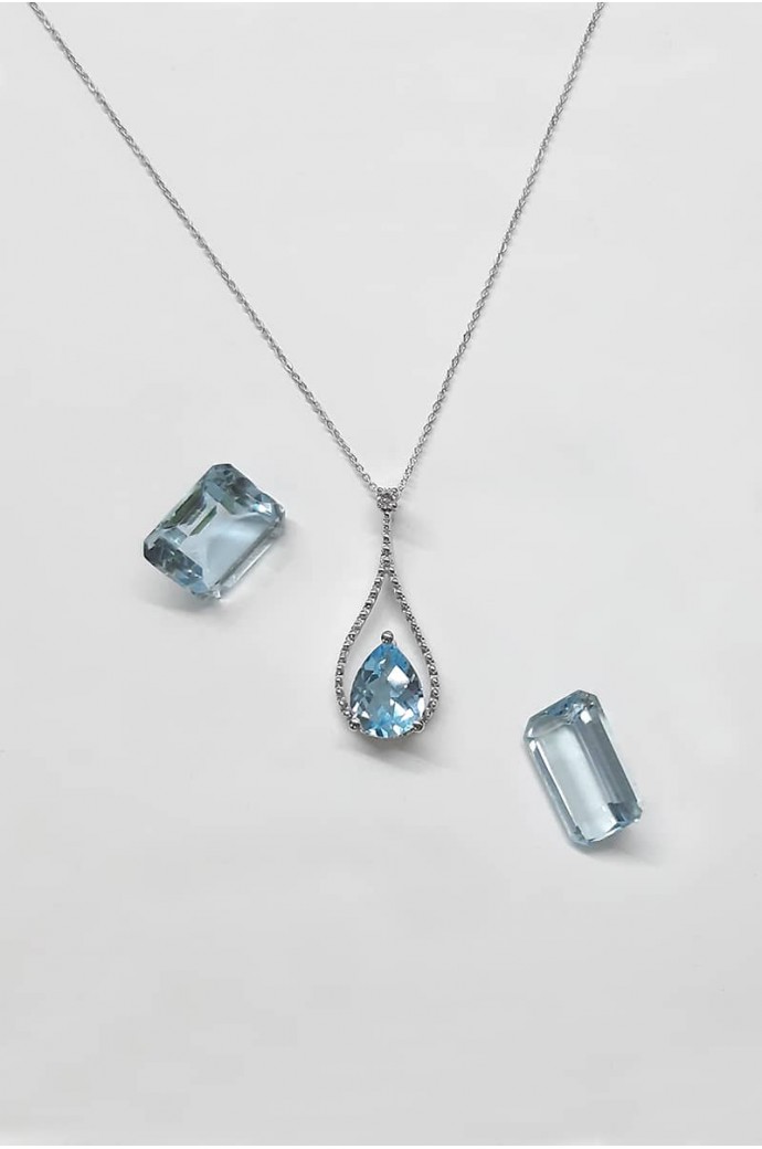 Mavi Topazlı Pırlantalı Kolye 0,82 Karat 