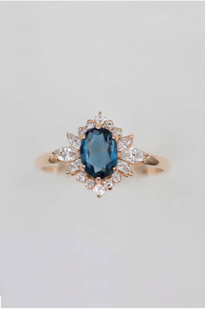 Mavi Topazlı Pırlantalı Yüzük 1,04 Karat 