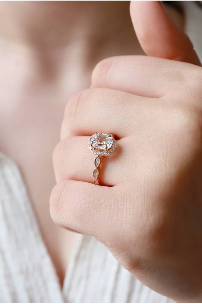 Beyaz Topazlı Pırlantalı Yüzük 1,75 Karat 